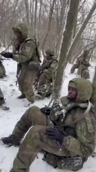 03851fd6f7d437f1.mp4