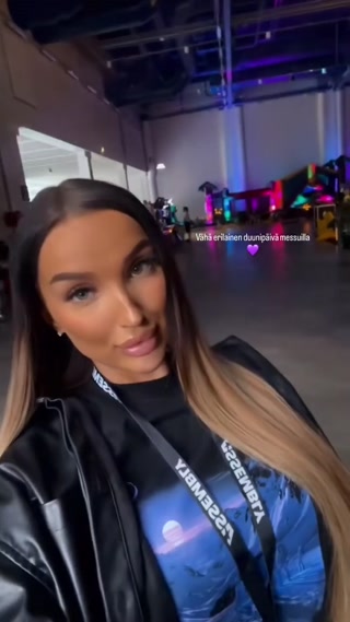 042e33679b82bc9a.mp4