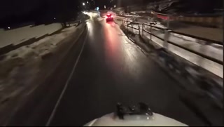 0916ffdb1ae9b215.mp4