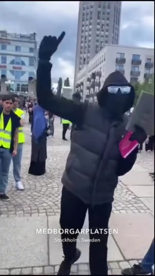 0dd01bec07dfeafe.mp4