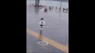 145f6bd3d23c59cb.mp4