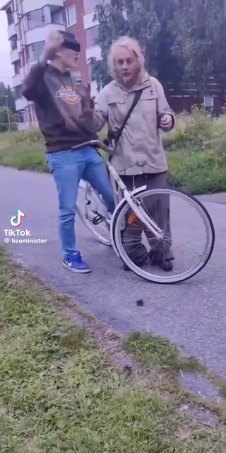 1985d49edaa094cc.mp4