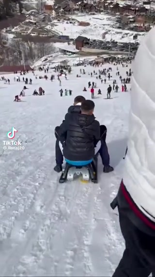 19b9d8fe86feddab.mp4