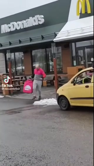 1f2d9d536b0bb044.mp4