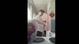 23bcab11d20be5f9.mp4