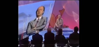 25754c0e2e810c2b.mp4