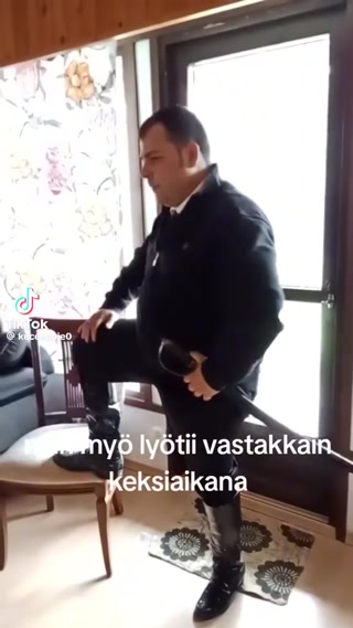 267ae7555fc787cc.mp4