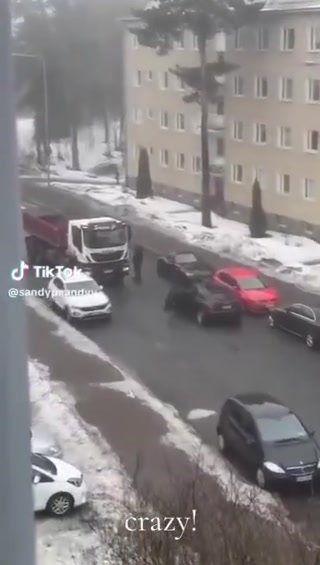 2c4c5033ee917b7c.mp4