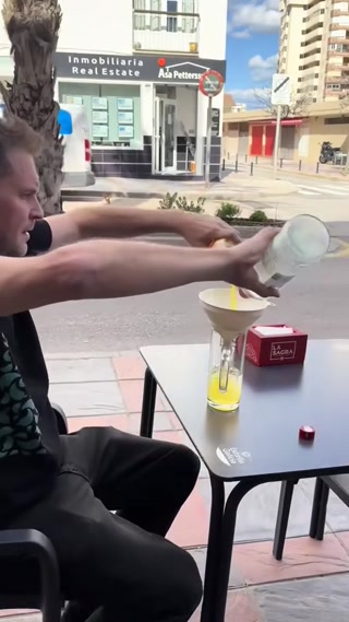 2d870519b2443b18.mp4