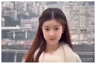 4a5d1a44cd51dc15.mp4