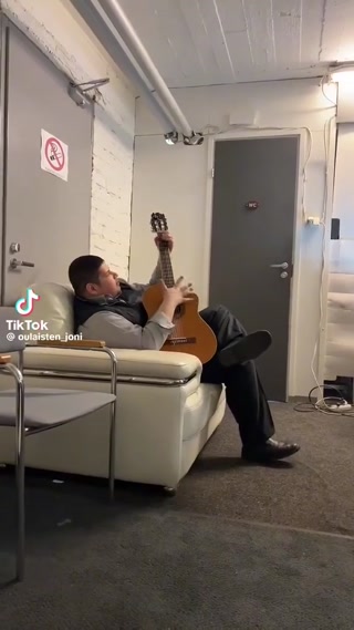 522e149d9764731e.mp4