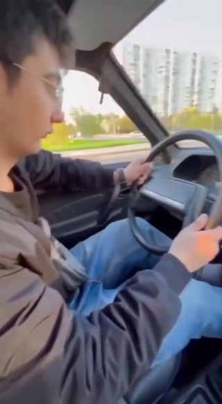 56d7999b3f045e17.mp4