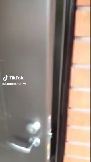 5aa316516635e151.mp4