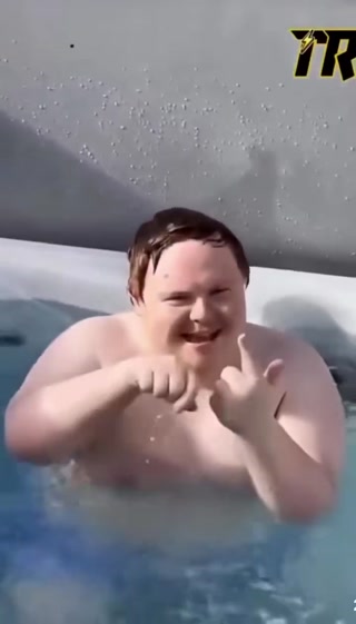 666b357e9b3a3224.mp4