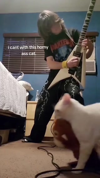 723918a2a6aea300.mp4