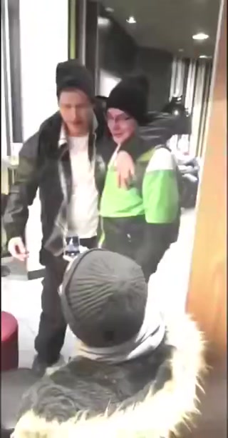 7c770c13b532e249.mp4