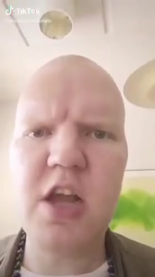 821920a71edeb985.mp4