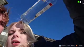 8536e8f5a436bccf.mp4