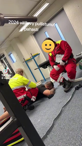 8f567c9b59a36941.mp4