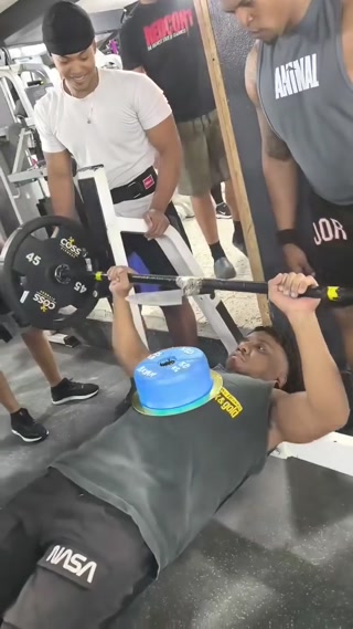 97ea8b76bf3f2740.mp4