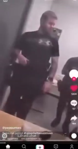 a298f69cbe02c110.mp4