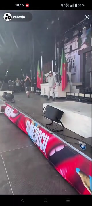 b137f036990e096a.mp4