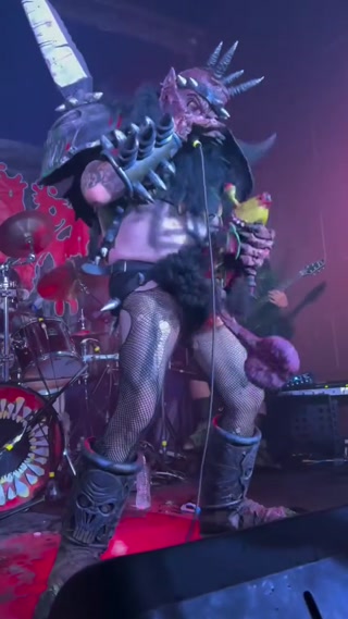 b3dad77e0de5d329.mp4