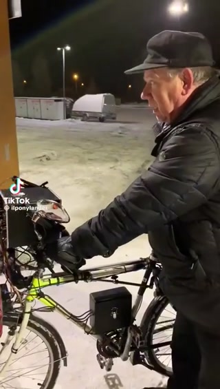 be1255c27b8e4c85.mp4