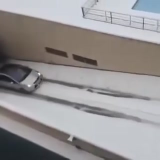 c31d474379896310.mp4
