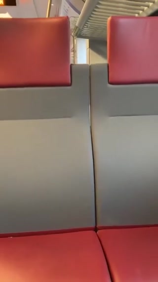 d7a2c8aa18bbe1cf.mp4