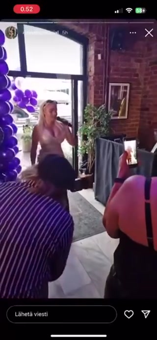 d8d538063425f83a.mp4