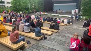 dca7e6735cecd411.mp4