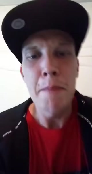 df41dc75f9ec4b7d.mp4