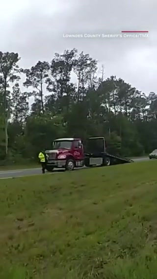 e25988fbaf611a88.mp4