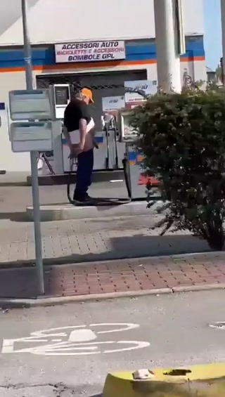 e501073292e373c7.mp4