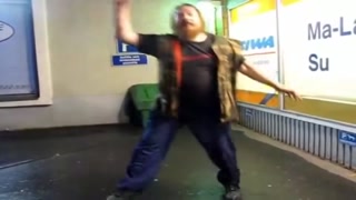 e6f9dd569e8ba76a.mp4